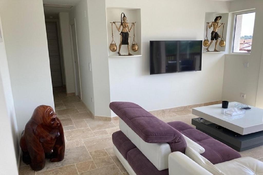Nivelle Apartment แซ็งฌองเดอลูซ ภายนอก รูปภาพ